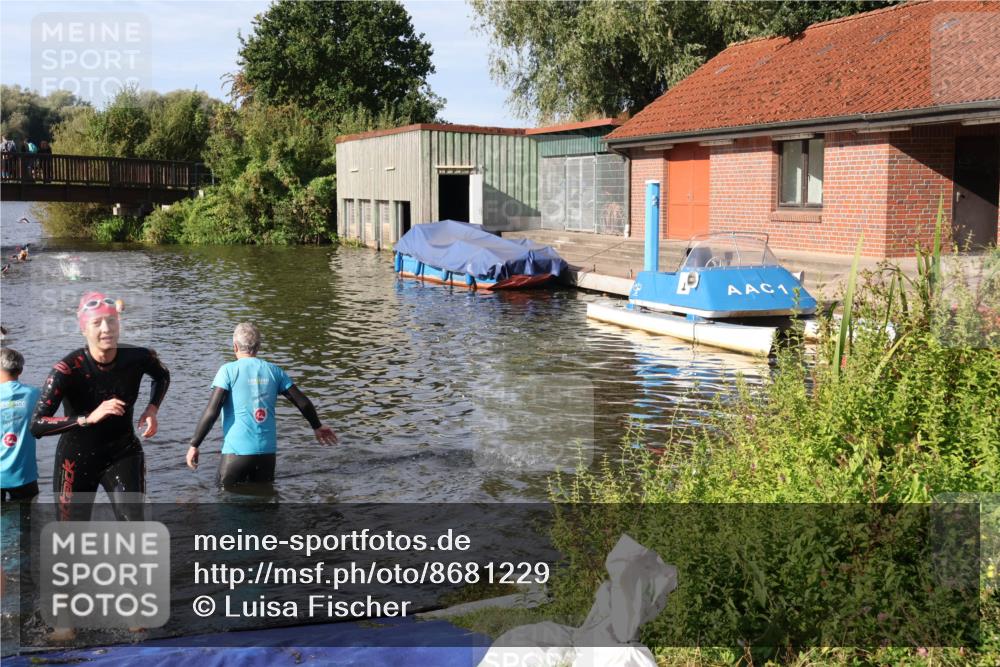 31.08.2025 - Elbe Triathlon Hamburg Luisa Fischer http://msf.ph/oto/8681229 31.08.2025 09:30:42 Schwimmen 884 meine-sportfotos.de