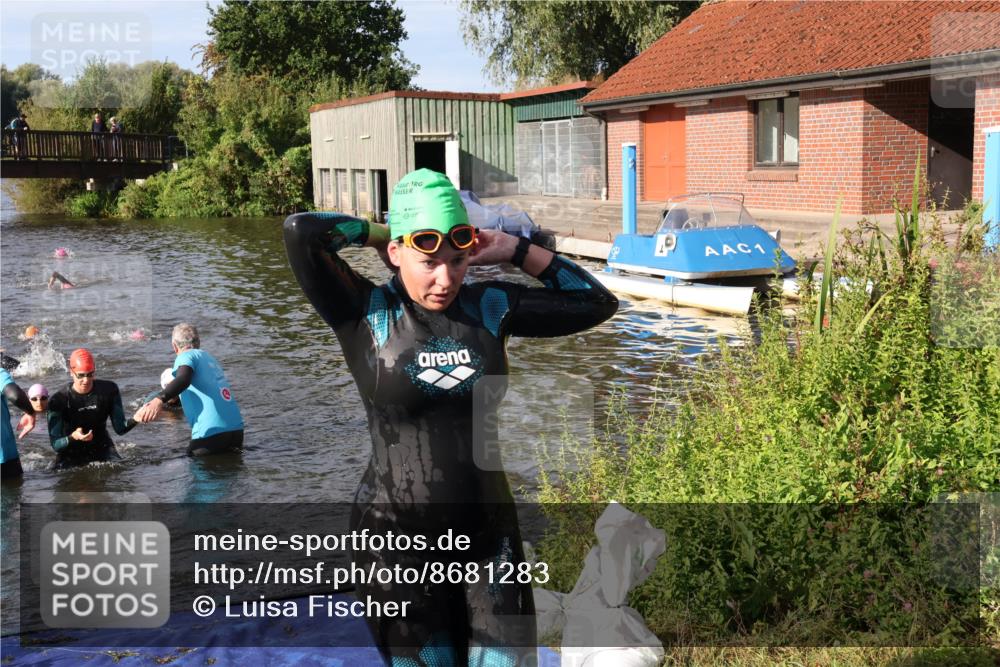 31.08.2025 - Elbe Triathlon Hamburg Luisa Fischer http://msf.ph/oto/8681283 31.08.2025 09:31:15 Schwimmen 829, 833, 837, 893, 919, 929 meine-sportfotos.de