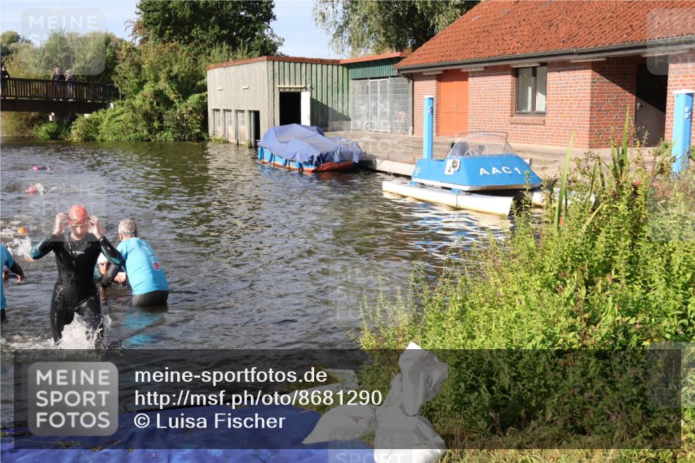 31.08.2025 - Elbe Triathlon Hamburg Luisa Fischer http://msf.ph/oto/8681290 31.08.2025 09:31:16 Schwimmen 829, 833, 837, 893, 919, 929 meine-sportfotos.de
