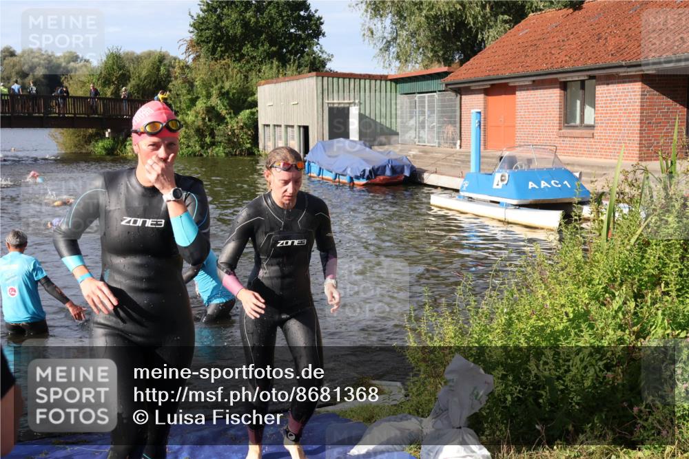 31.08.2025 - Elbe Triathlon Hamburg Luisa Fischer http://msf.ph/oto/8681368 31.08.2025 09:31:35 Schwimmen 845, 864, 869, 882, 905, 908 meine-sportfotos.de