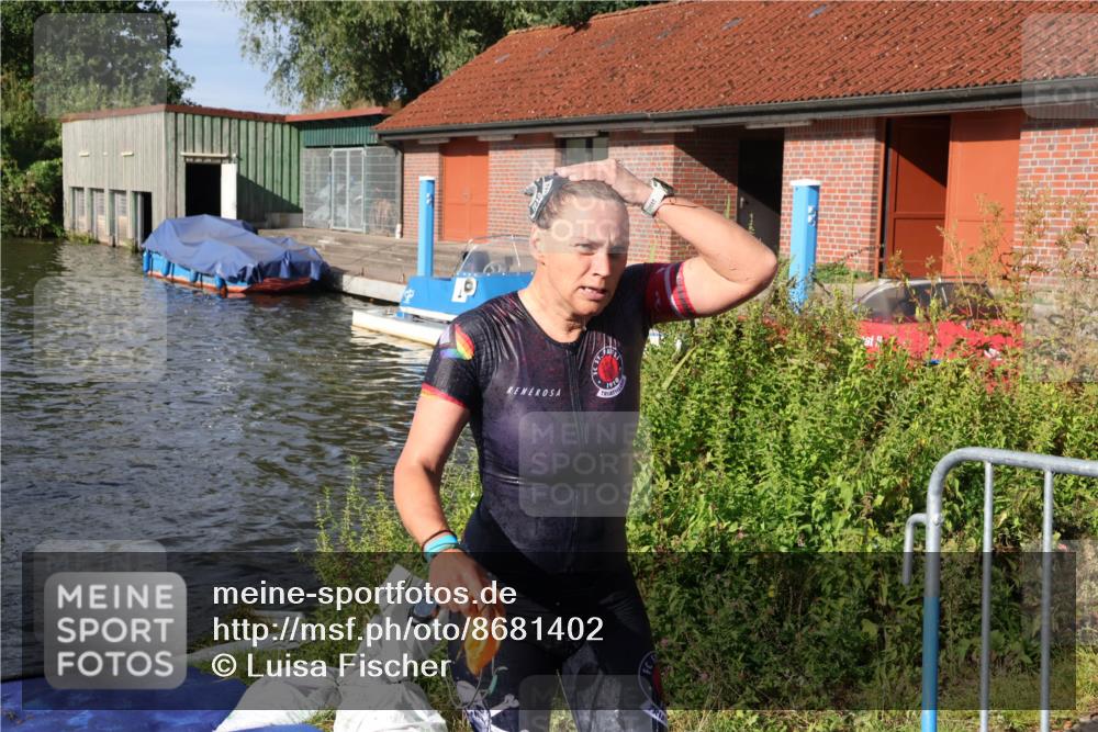 31.08.2025 - Elbe Triathlon Hamburg Luisa Fischer http://msf.ph/oto/8681402 31.08.2025 09:31:59 Schwimmen 779, 787, 866, 913 meine-sportfotos.de