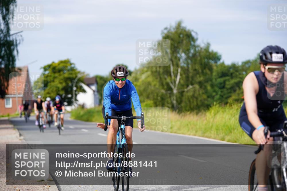 31.08.2025 - Elbe Triathlon Hamburg Michael Burmester http://msf.ph/oto/8681441 31.08.2025 10:56:37 Radfahren 772, 1250, 1366, 1406, 1407, 1474, 1475 meine-sportfotos.de