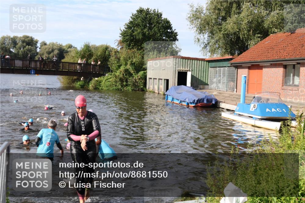 31.08.2025 - Elbe Triathlon Hamburg Luisa Fischer http://msf.ph/oto/8681550 31.08.2025 09:34:02 Schwimmen 842, 844, 859, 868, 906 meine-sportfotos.de