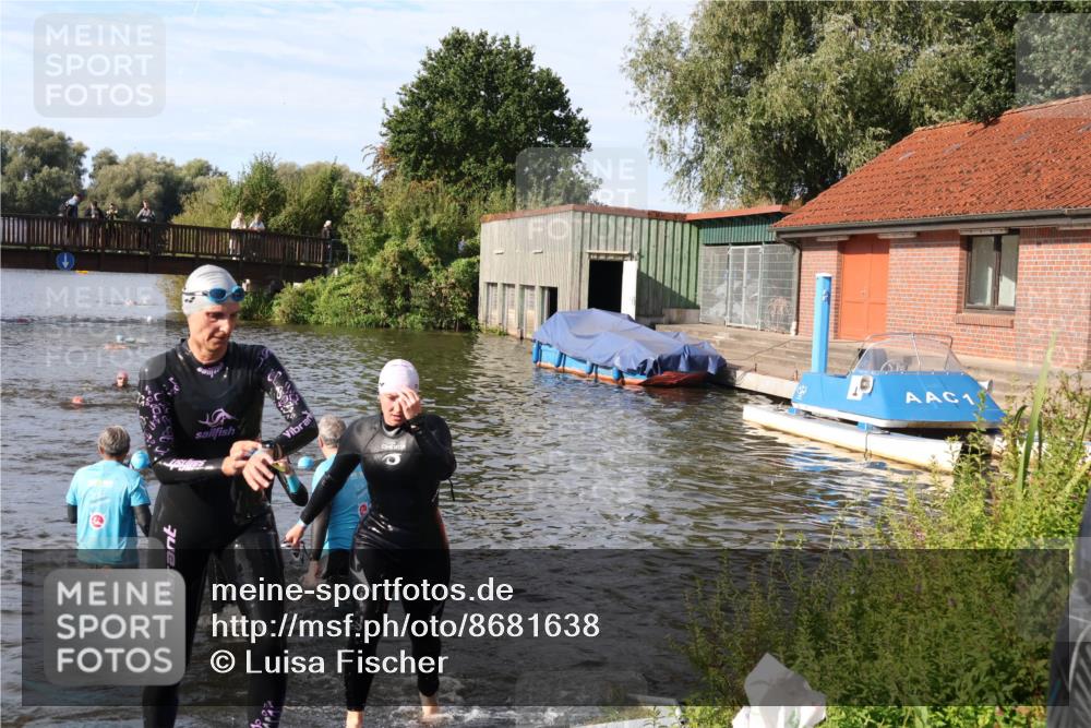 31.08.2025 - Elbe Triathlon Hamburg Luisa Fischer http://msf.ph/oto/8681638 31.08.2025 09:34:23 Schwimmen 777, 820, 828, 901, 920 meine-sportfotos.de