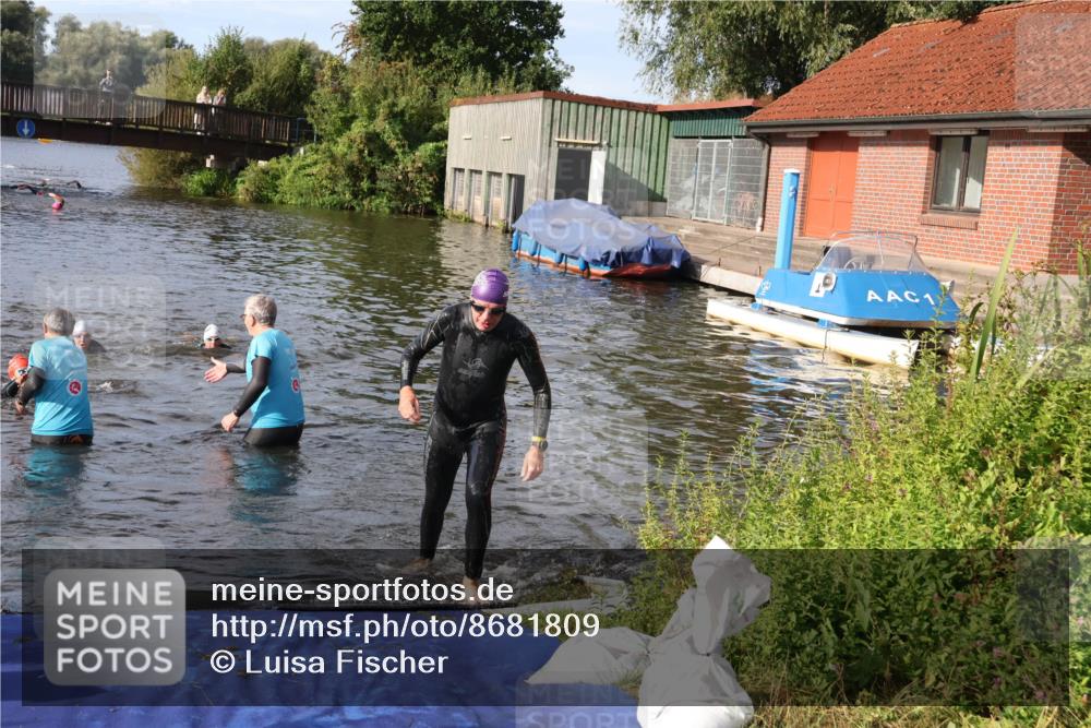 31.08.2025 - Elbe Triathlon Hamburg Luisa Fischer http://msf.ph/oto/8681809 31.08.2025 09:35:16 Schwimmen 762, 914 meine-sportfotos.de