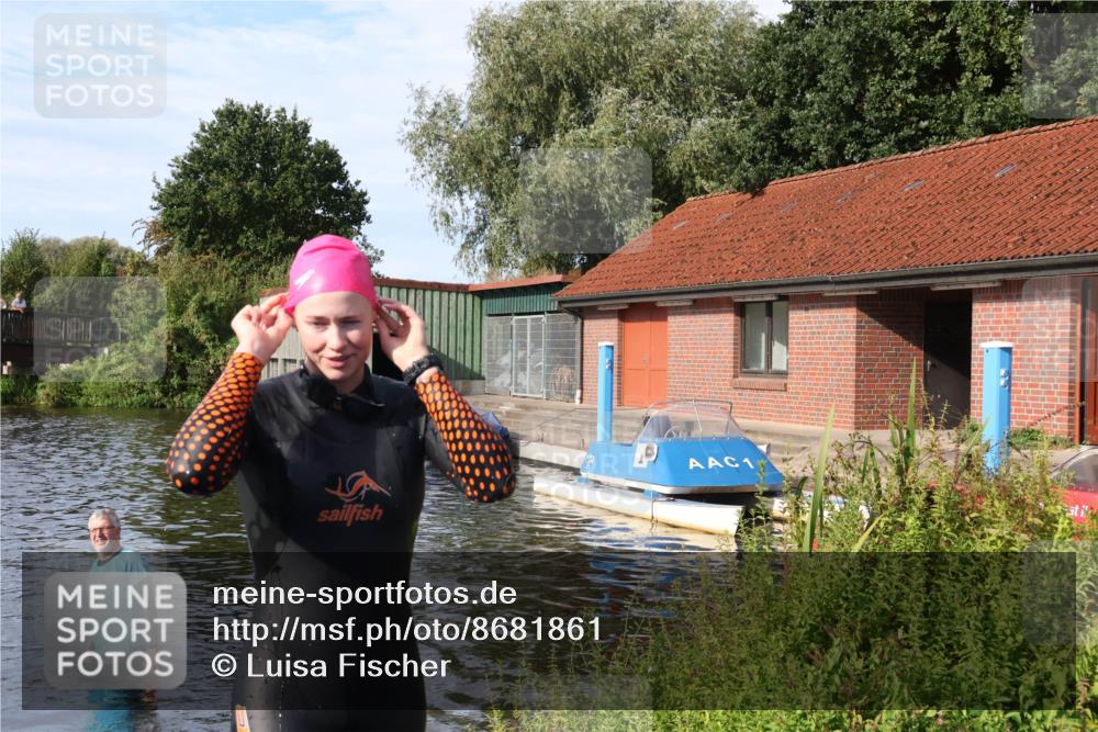 31.08.2025 - Elbe Triathlon Hamburg Luisa Fischer http://msf.ph/oto/8681861 31.08.2025 09:36:05 Schwimmen 824 meine-sportfotos.de
