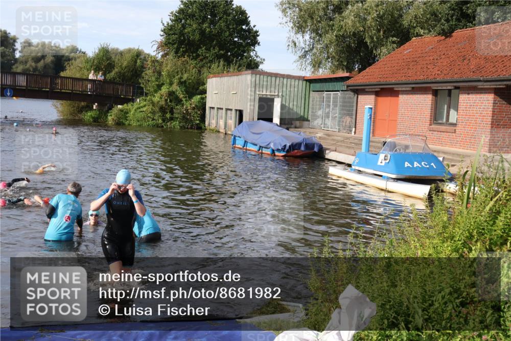 31.08.2025 - Elbe Triathlon Hamburg Luisa Fischer http://msf.ph/oto/8681982 31.08.2025 09:37:08 Schwimmen 783, 799, 931 meine-sportfotos.de