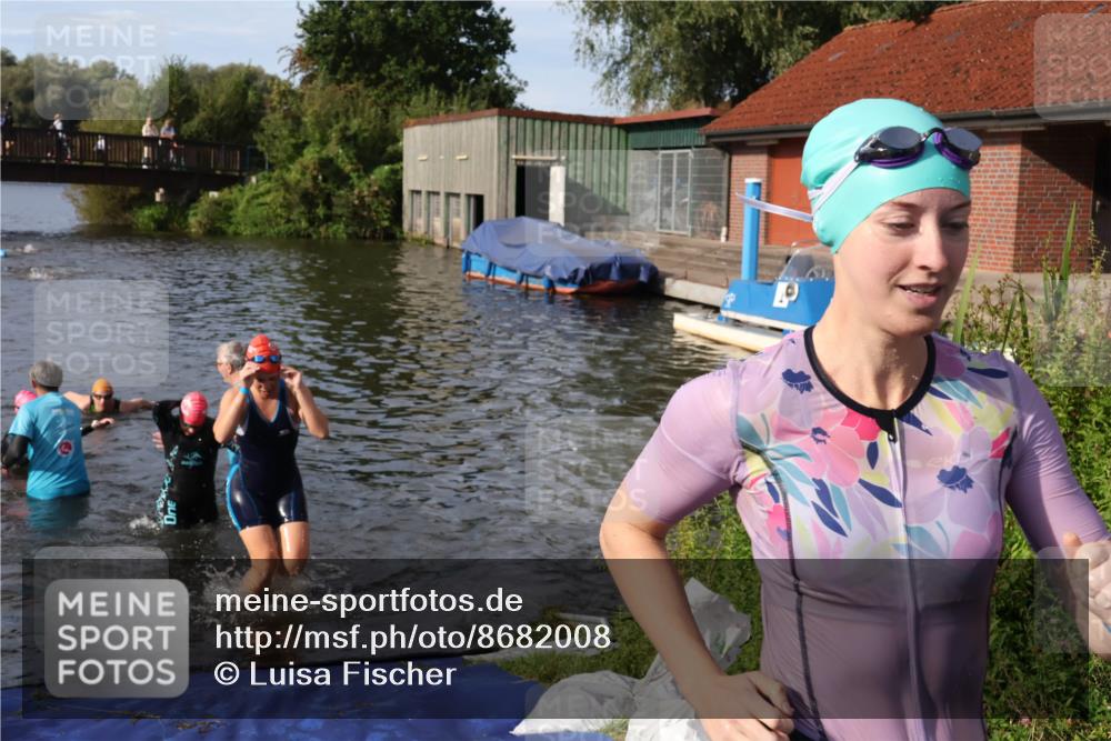 31.08.2025 - Elbe Triathlon Hamburg Luisa Fischer http://msf.ph/oto/8682008 31.08.2025 09:37:17 Schwimmen 799, 809, 836, 921, 931 meine-sportfotos.de