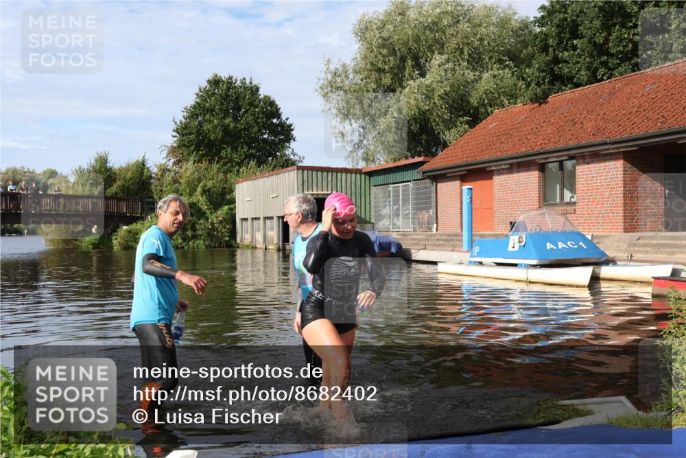 31.08.2025 - Elbe Triathlon Hamburg Luisa Fischer http://msf.ph/oto/8682402 31.08.2025 09:48:43 Schwimmen 782 meine-sportfotos.de