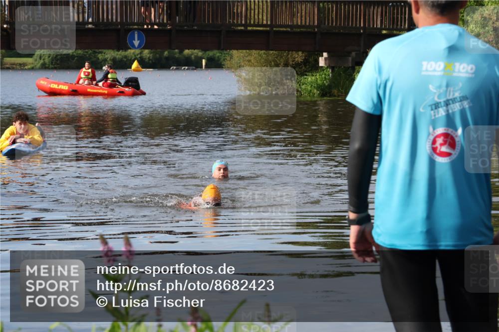 31.08.2025 - Elbe Triathlon Hamburg Luisa Fischer http://msf.ph/oto/8682423 31.08.2025 09:51:15 Schwimmen  meine-sportfotos.de