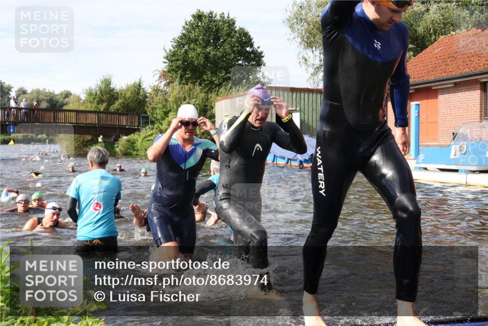 31.08.2025 - Elbe Triathlon Hamburg Luisa Fischer http://msf.ph/oto/8683974 31.08.2025 10:21:38 Schwimmen 1112, 1114, 1139, 1195, 1204, 1205, 1213, 1223, 1238, 1240 meine-sportfotos.de