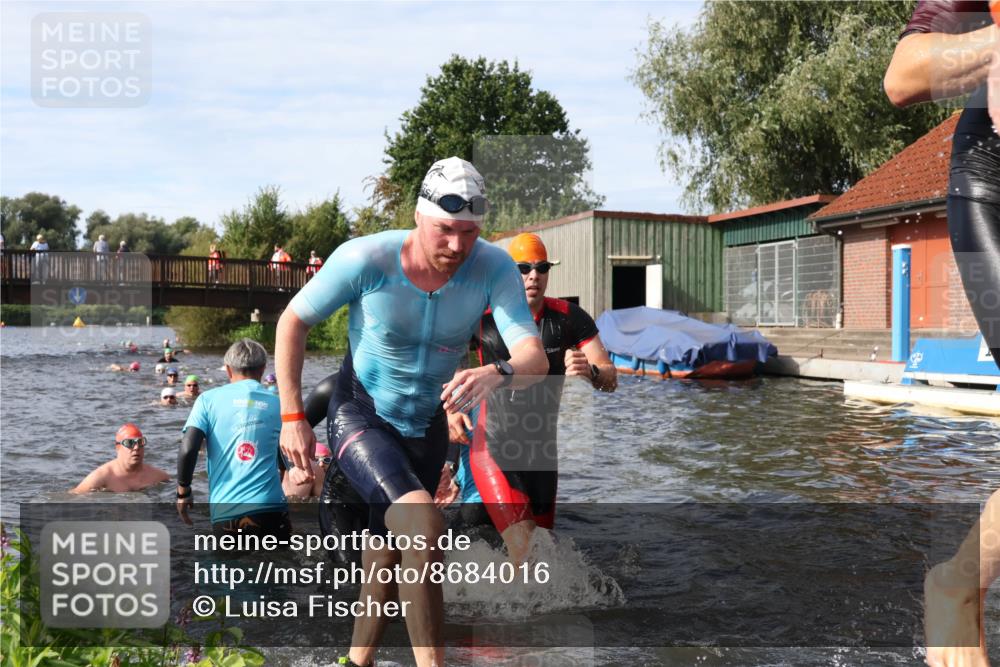 31.08.2025 - Elbe Triathlon Hamburg Luisa Fischer http://msf.ph/oto/8684016 31.08.2025 10:21:52 Schwimmen 1119, 1134, 1144, 1157, 1168, 1176, 1177, 1186, 1229, 1244 meine-sportfotos.de