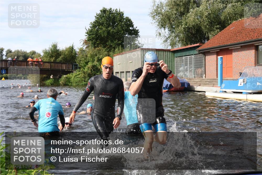 31.08.2025 - Elbe Triathlon Hamburg Luisa Fischer http://msf.ph/oto/8684057 31.08.2025 10:22:06 Schwimmen 1156, 1167, 1217, 1221, 1228, 1231, 1243 meine-sportfotos.de
