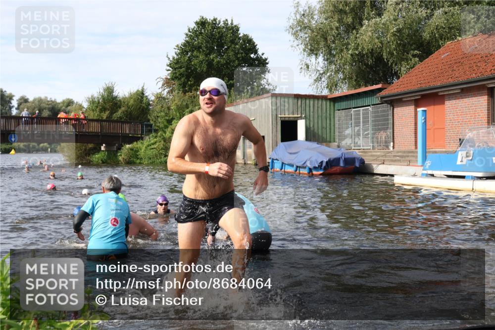 31.08.2025 - Elbe Triathlon Hamburg Luisa Fischer http://msf.ph/oto/8684064 31.08.2025 10:22:10 Schwimmen 1150, 1156, 1167, 1221, 1228, 1231, 1243 meine-sportfotos.de