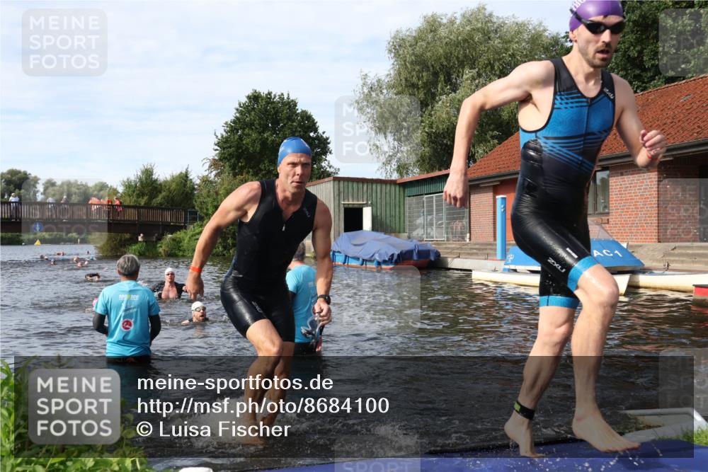 31.08.2025 - Elbe Triathlon Hamburg Luisa Fischer http://msf.ph/oto/8684100 31.08.2025 10:22:19 Schwimmen 1150, 1170, 1228, 1231, 1235 meine-sportfotos.de