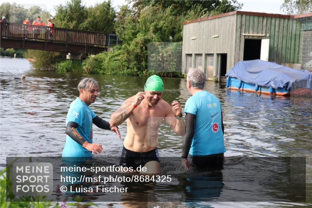 31.08.2025 - Elbe Triathlon Hamburg Luisa Fischer http://msf.ph/oto/8684325 31.08.2025 10:24:56 Schwimmen 1201 meine-sportfotos.de
