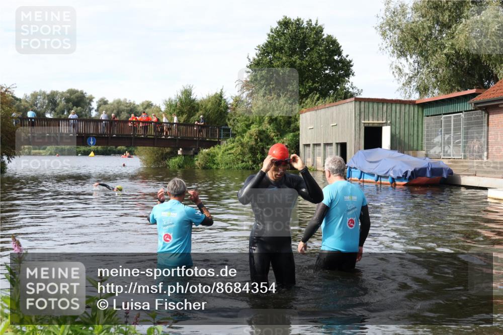 31.08.2025 - Elbe Triathlon Hamburg Luisa Fischer http://msf.ph/oto/8684354 31.08.2025 10:25:14 Schwimmen 1207 meine-sportfotos.de