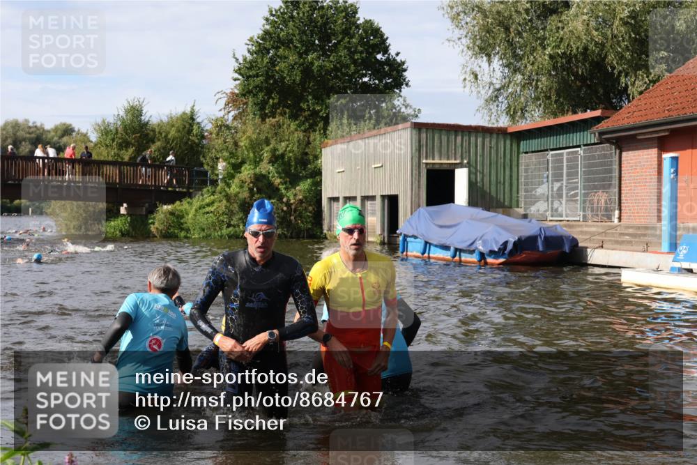 31.08.2025 - Elbe Triathlon Hamburg Luisa Fischer http://msf.ph/oto/8684767 31.08.2025 10:31:12 Schwimmen 1250, 1257, 1279, 1293, 1501 meine-sportfotos.de