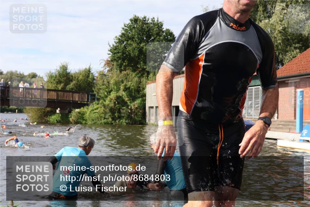 31.08.2025 - Elbe Triathlon Hamburg Luisa Fischer http://msf.ph/oto/8684803 31.08.2025 10:31:25 Schwimmen 1307, 1344 meine-sportfotos.de
