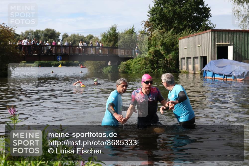 31.08.2025 - Elbe Triathlon Hamburg Luisa Fischer http://msf.ph/oto/8685333 31.08.2025 10:35:46 Schwimmen 1289 meine-sportfotos.de