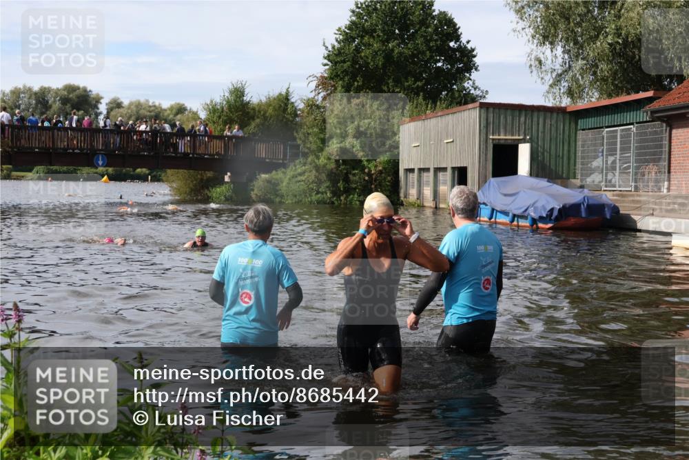 31.08.2025 - Elbe Triathlon Hamburg Luisa Fischer http://msf.ph/oto/8685442 31.08.2025 10:38:08 Schwimmen 1480 meine-sportfotos.de