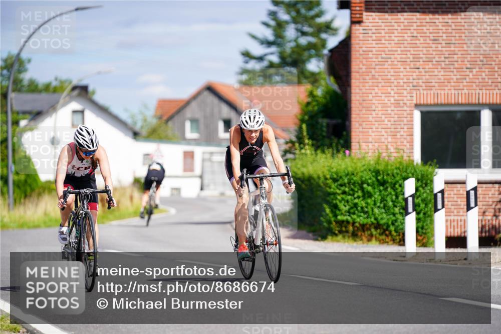31.08.2025 - Elbe Triathlon Hamburg Michael Burmester http://msf.ph/oto/8686674 31.08.2025 14:42:59 Radfahren 139 meine-sportfotos.de