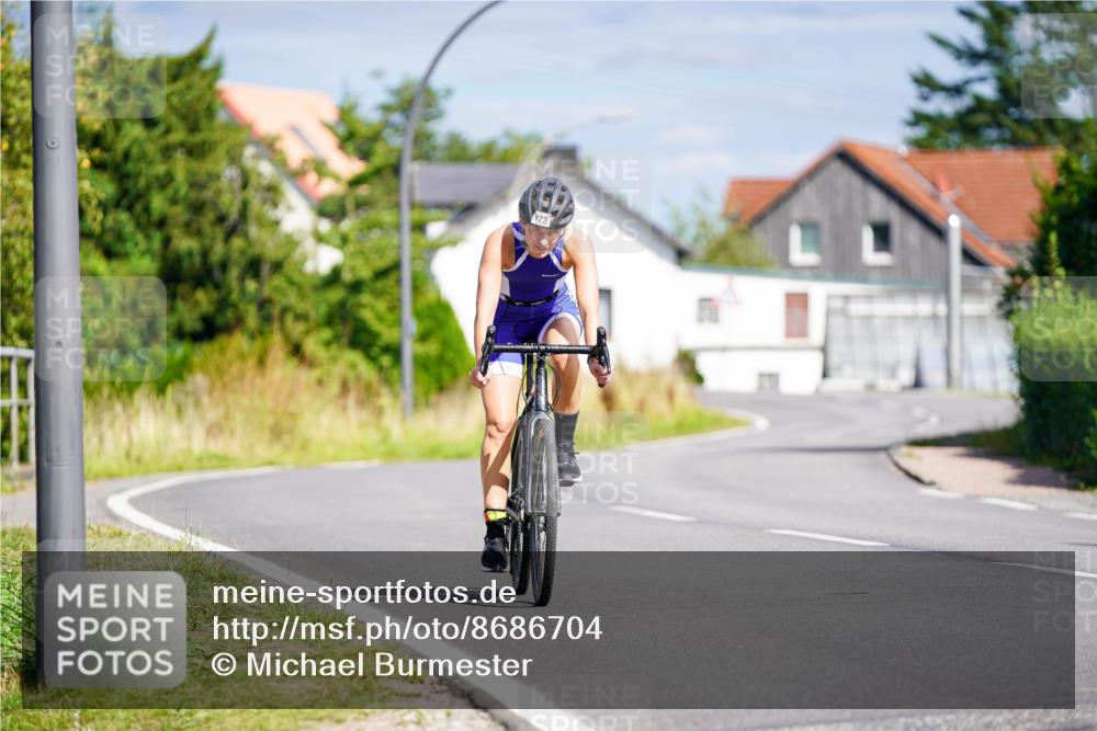 31.08.2025 - Elbe Triathlon Hamburg Michael Burmester http://msf.ph/oto/8686704 31.08.2025 14:43:41 Radfahren 123 meine-sportfotos.de
