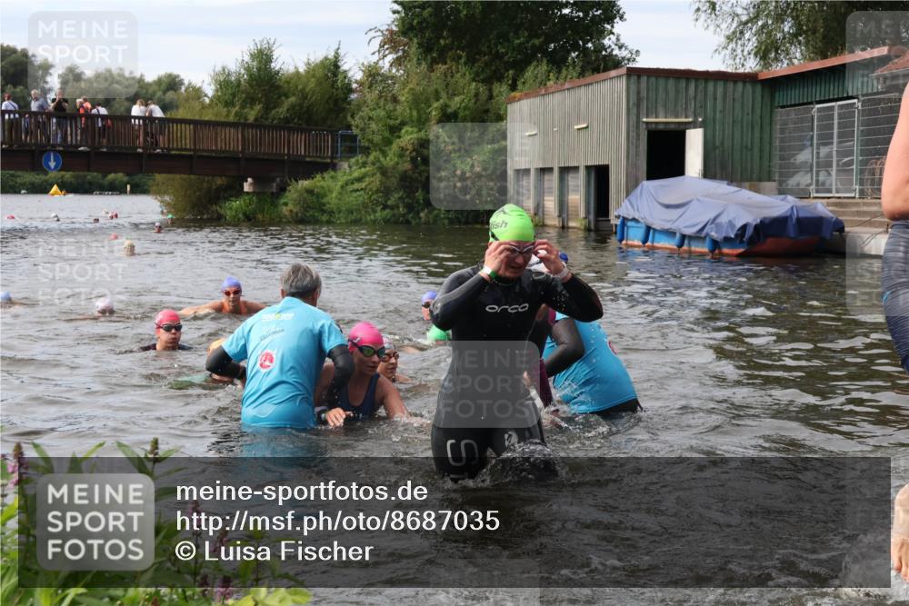 31.08.2025 - Elbe Triathlon Hamburg Luisa Fischer http://msf.ph/oto/8687035 31.08.2025 10:52:02 Schwimmen 1519, 1532, 1536, 1552, 1561, 1562, 1571, 1580, 1586, 1595, 1597 meine-sportfotos.de