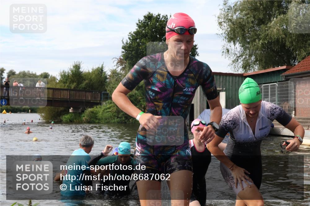 31.08.2025 - Elbe Triathlon Hamburg Luisa Fischer http://msf.ph/oto/8687062 31.08.2025 10:52:12 Schwimmen 1516, 1519, 1521, 1527, 1532, 1541, 1545, 1546, 1580, 1581, 1586 meine-sportfotos.de