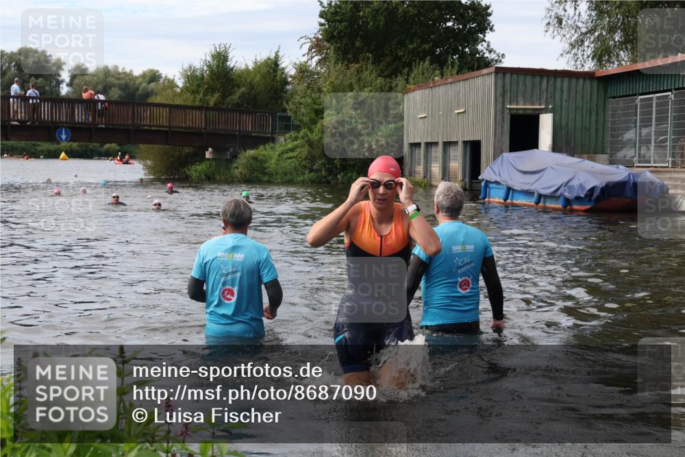 31.08.2025 - Elbe Triathlon Hamburg Luisa Fischer http://msf.ph/oto/8687090 31.08.2025 10:52:43 Schwimmen 1587 meine-sportfotos.de