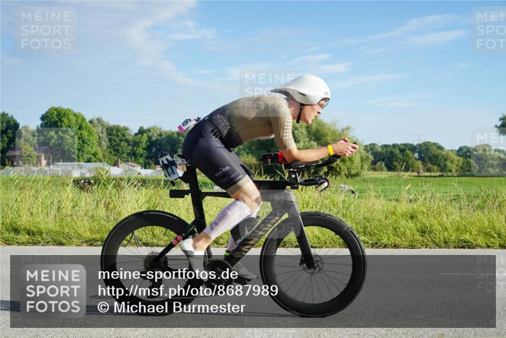 31.08.2025 - Elbe Triathlon Hamburg Michael Burmester http://msf.ph/oto/8687989 31.08.2025 08:37:49 Radfahren 196 meine-sportfotos.de