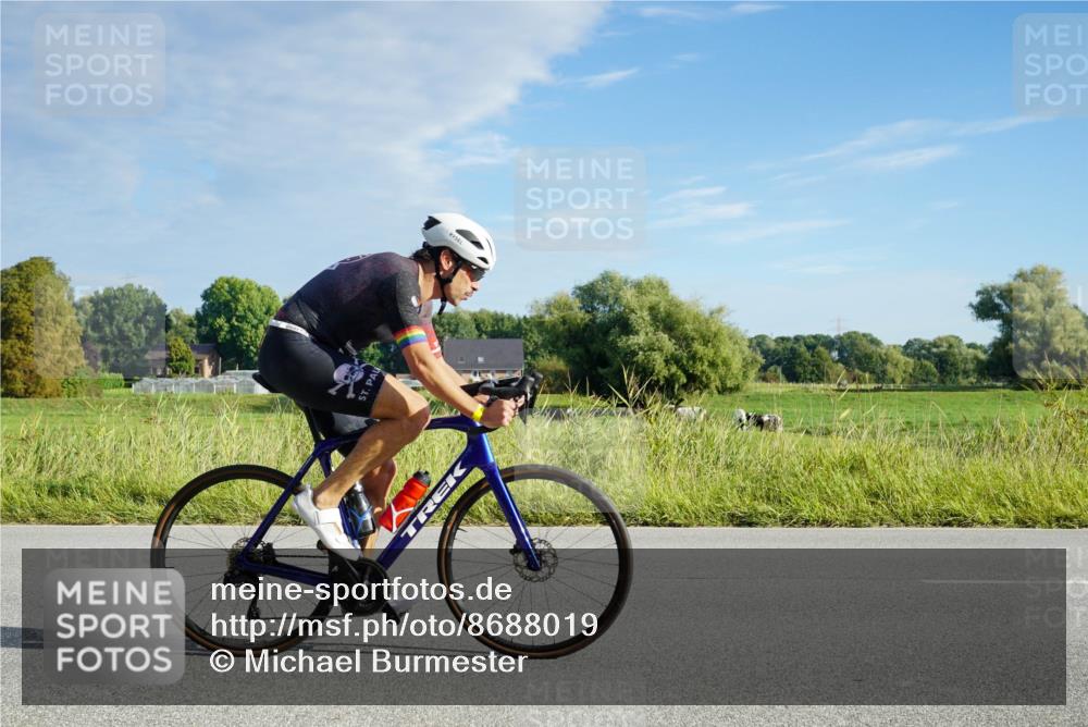 31.08.2025 - Elbe Triathlon Hamburg Michael Burmester http://msf.ph/oto/8688019 31.08.2025 08:39:59 Radfahren 167 meine-sportfotos.de