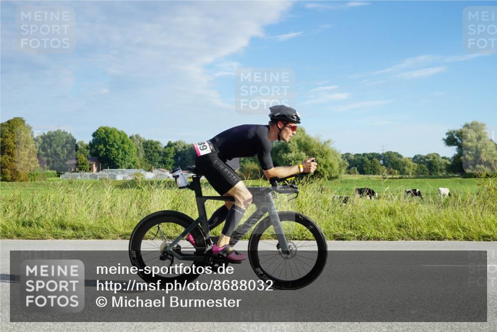 31.08.2025 - Elbe Triathlon Hamburg Michael Burmester http://msf.ph/oto/8688032 31.08.2025 08:40:55 Radfahren 189 meine-sportfotos.de