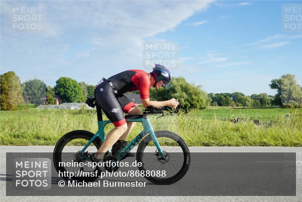 31.08.2025 - Elbe Triathlon Hamburg Michael Burmester http://msf.ph/oto/8688088 31.08.2025 08:44:30 Radfahren 193 meine-sportfotos.de