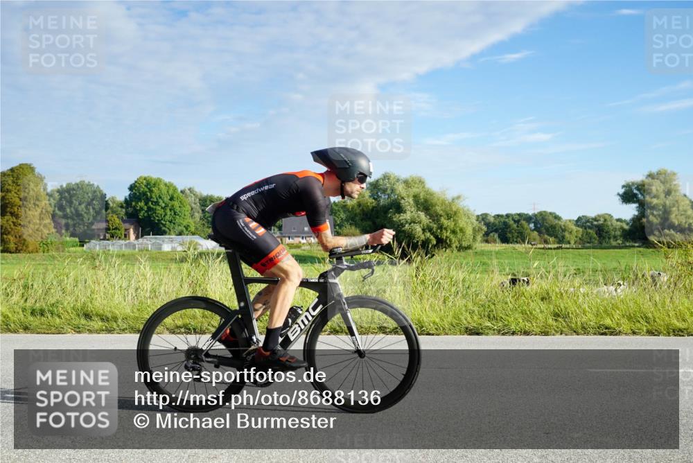 31.08.2025 - Elbe Triathlon Hamburg Michael Burmester http://msf.ph/oto/8688136 31.08.2025 08:48:12 Radfahren 170, 213, 224 meine-sportfotos.de