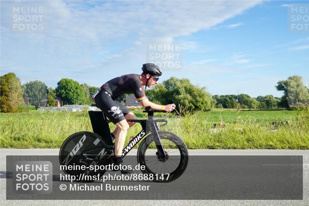 31.08.2025 - Elbe Triathlon Hamburg Michael Burmester http://msf.ph/oto/8688147 31.08.2025 08:48:59 Radfahren 165, 245 meine-sportfotos.de