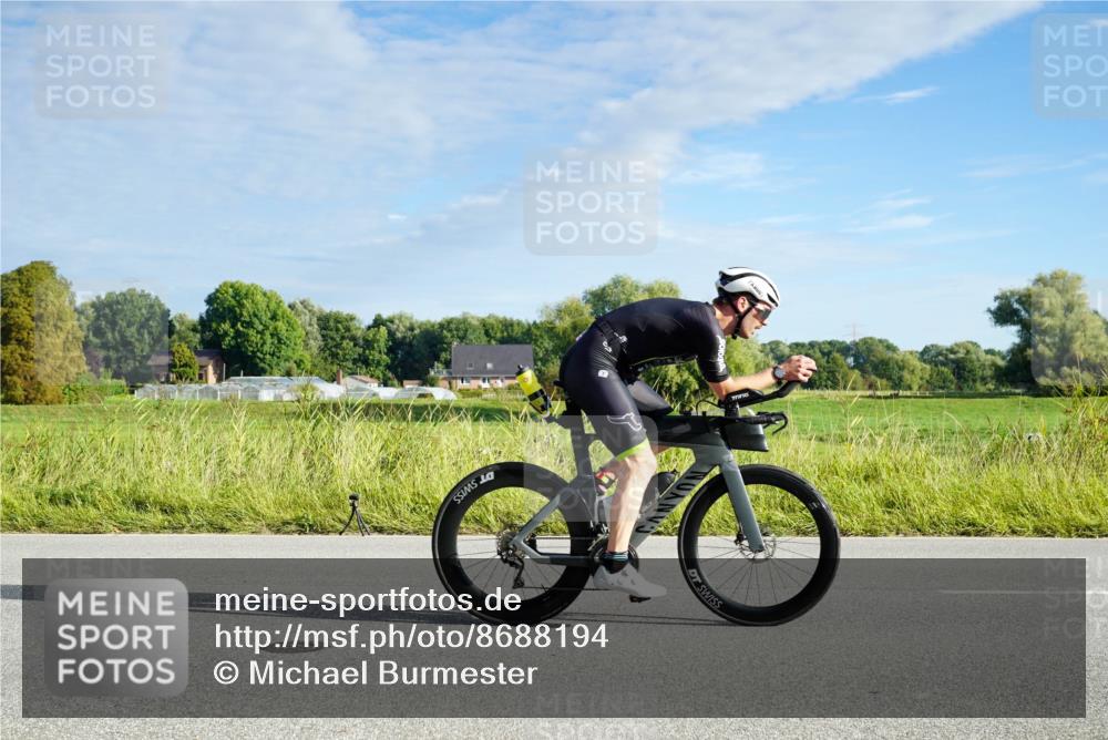 31.08.2025 - Elbe Triathlon Hamburg Michael Burmester http://msf.ph/oto/8688194 31.08.2025 08:51:44 Radfahren 200, 209, 232, 238, 332 meine-sportfotos.de