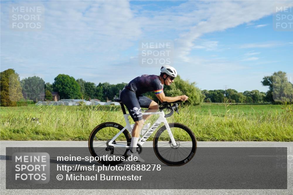 31.08.2025 - Elbe Triathlon Hamburg Michael Burmester http://msf.ph/oto/8688278 31.08.2025 08:54:59 Radfahren 167, 182, 264, 275 meine-sportfotos.de
