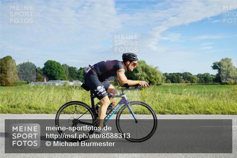 31.08.2025 - Elbe Triathlon Hamburg Michael Burmester http://msf.ph/oto/8688313 31.08.2025 08:56:02 Radfahren 166, 313 meine-sportfotos.de