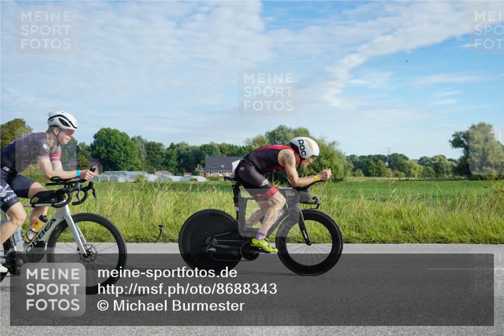 31.08.2025 - Elbe Triathlon Hamburg Michael Burmester http://msf.ph/oto/8688343 31.08.2025 08:56:55 Radfahren 195, 286, 320 meine-sportfotos.de