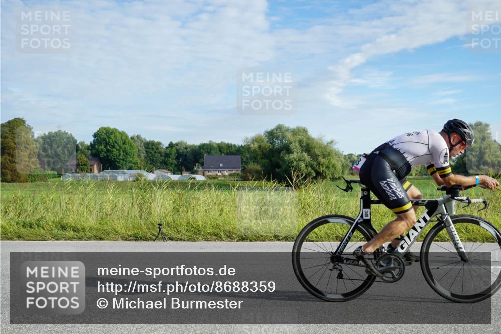 31.08.2025 - Elbe Triathlon Hamburg Michael Burmester http://msf.ph/oto/8688359 31.08.2025 08:57:16 Radfahren 185, 193, 246, 309, 348 meine-sportfotos.de
