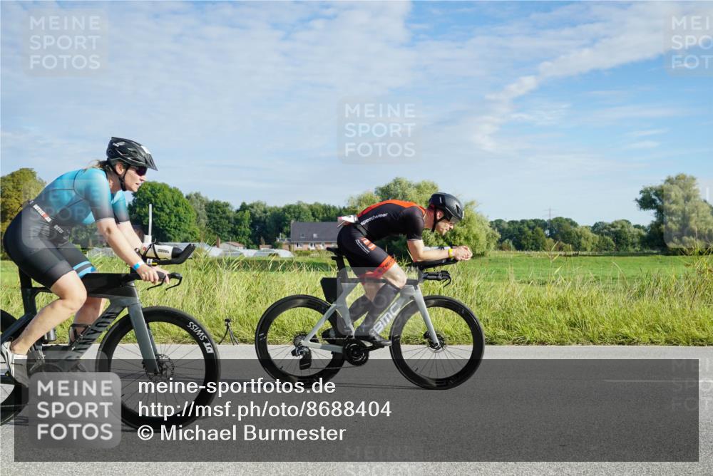 31.08.2025 - Elbe Triathlon Hamburg Michael Burmester http://msf.ph/oto/8688404 31.08.2025 08:58:17 Radfahren 212, 259, 305, 351, 366, 385 meine-sportfotos.de