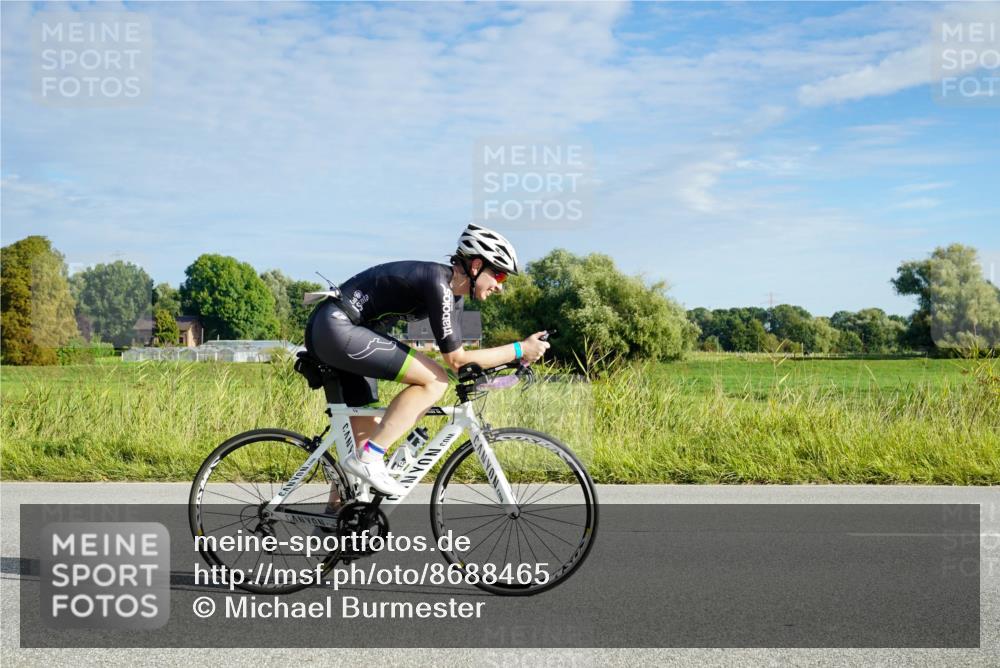 31.08.2025 - Elbe Triathlon Hamburg Michael Burmester http://msf.ph/oto/8688465 31.08.2025 08:59:31 Radfahren 168, 249, 290 meine-sportfotos.de