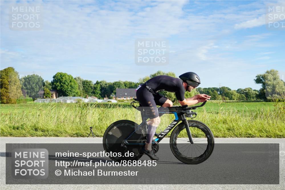 31.08.2025 - Elbe Triathlon Hamburg Michael Burmester http://msf.ph/oto/8688485 31.08.2025 09:00:14 Radfahren 224, 285, 355, 377 meine-sportfotos.de