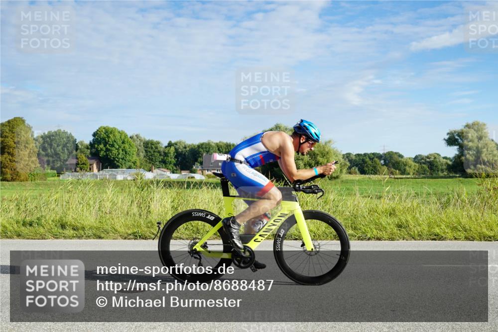 31.08.2025 - Elbe Triathlon Hamburg Michael Burmester http://msf.ph/oto/8688487 31.08.2025 09:00:16 Radfahren 224, 285, 297, 355, 377 meine-sportfotos.de