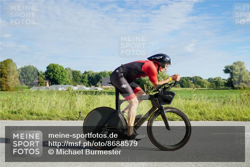 31.08.2025 - Elbe Triathlon Hamburg Michael Burmester http://msf.ph/oto/8688579 31.08.2025 09:03:46 Radfahren 191, 200, 209, 232, 378, 506 meine-sportfotos.de