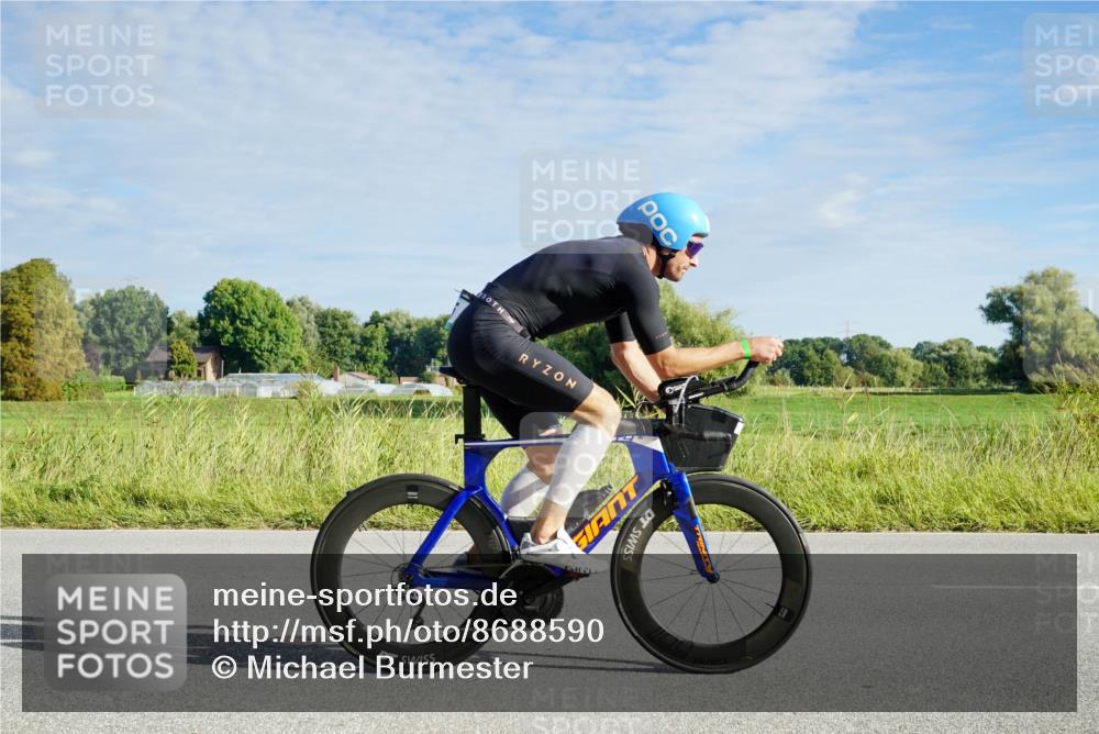 31.08.2025 - Elbe Triathlon Hamburg Michael Burmester http://msf.ph/oto/8688590 31.08.2025 09:03:54 Radfahren 200, 232, 238, 535 meine-sportfotos.de