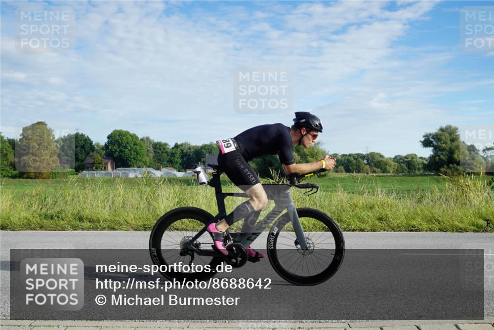 31.08.2025 - Elbe Triathlon Hamburg Michael Burmester http://msf.ph/oto/8688642 31.08.2025 09:06:06 Radfahren 189, 228, 343, 392 meine-sportfotos.de