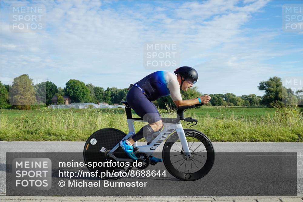31.08.2025 - Elbe Triathlon Hamburg Michael Burmester http://msf.ph/oto/8688644 31.08.2025 09:06:07 Radfahren 189, 228, 343, 392 meine-sportfotos.de