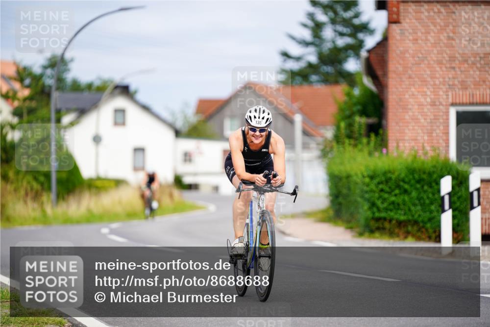31.08.2025 - Elbe Triathlon Hamburg Michael Burmester http://msf.ph/oto/8688688 31.08.2025 15:56:52 Radfahren  meine-sportfotos.de